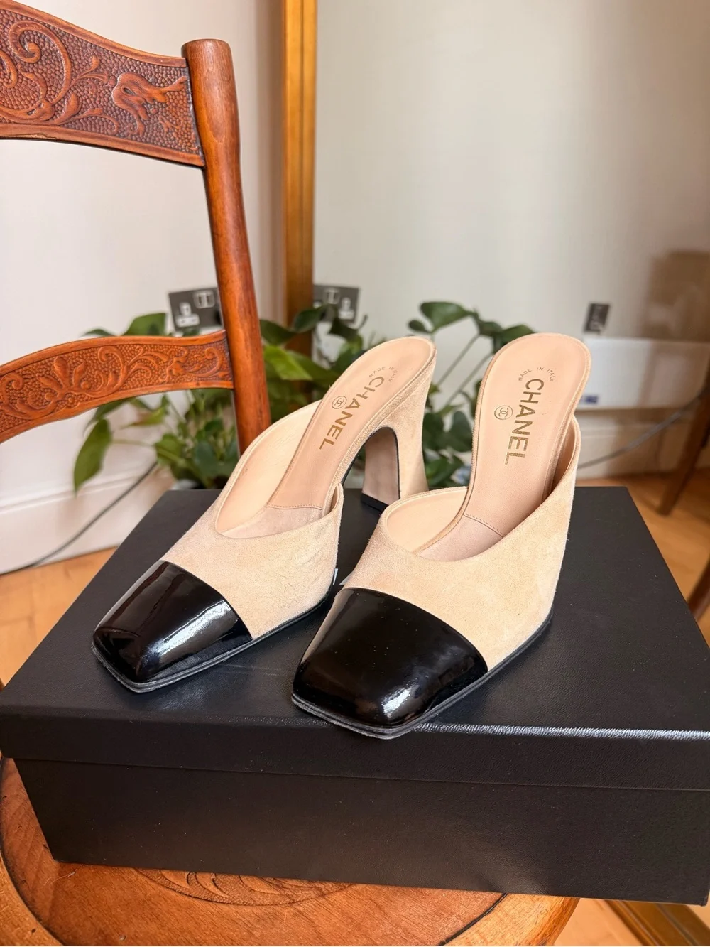 CHANEL slip mules